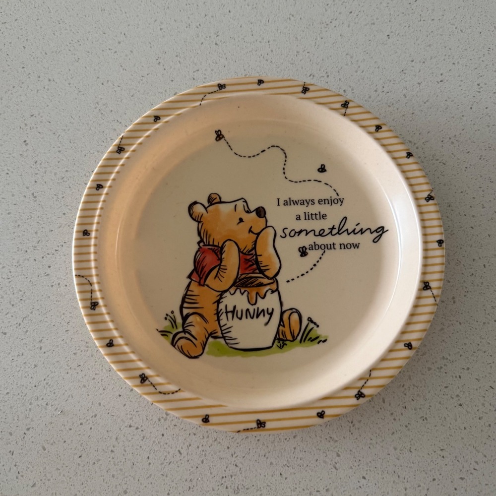 Disney Winnie the Pooh Plate Kids 8in Cream Excellent Melamine Honey Bee Quote